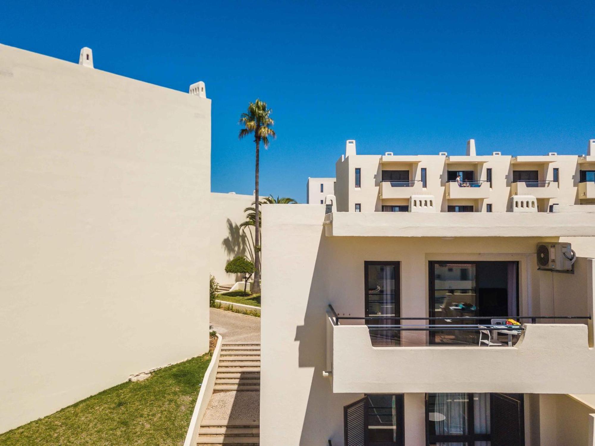 Appartement White T1 - Ocean View à Albufeira Extérieur photo